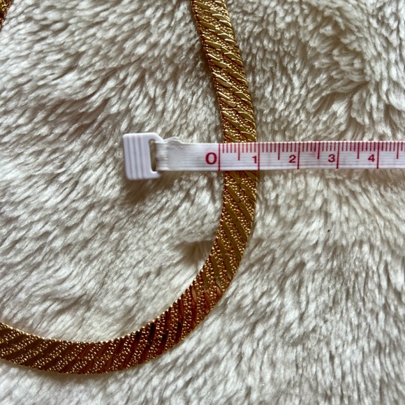 Ladies Aldo Wide Chain Necklace - Picture 9 of 9